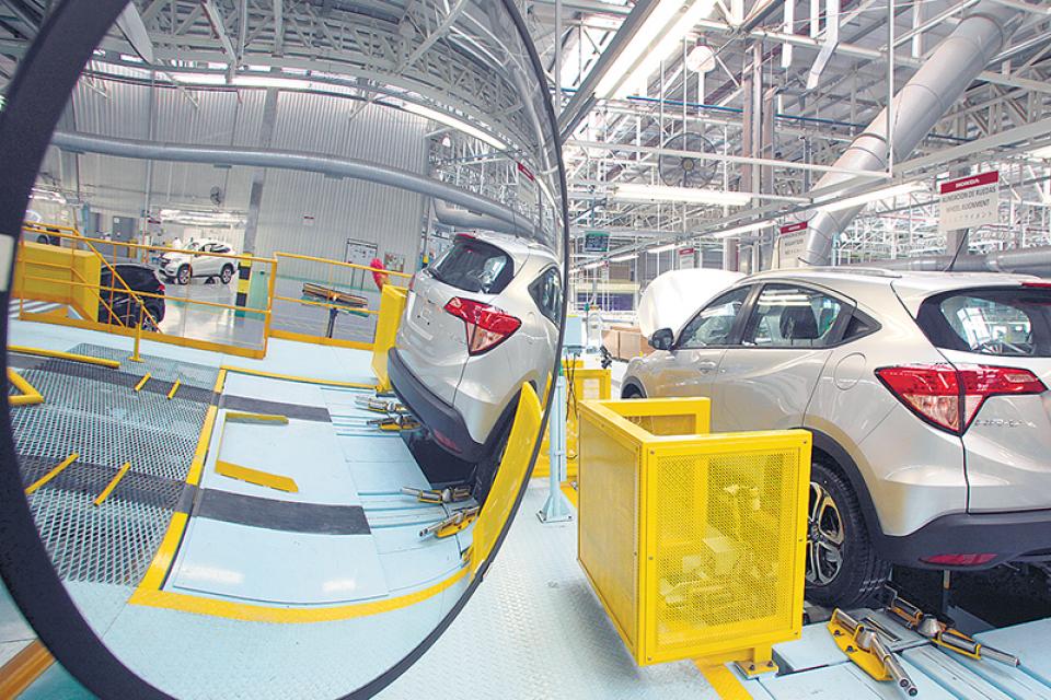 La Industria Automotriz Argentina paralizada